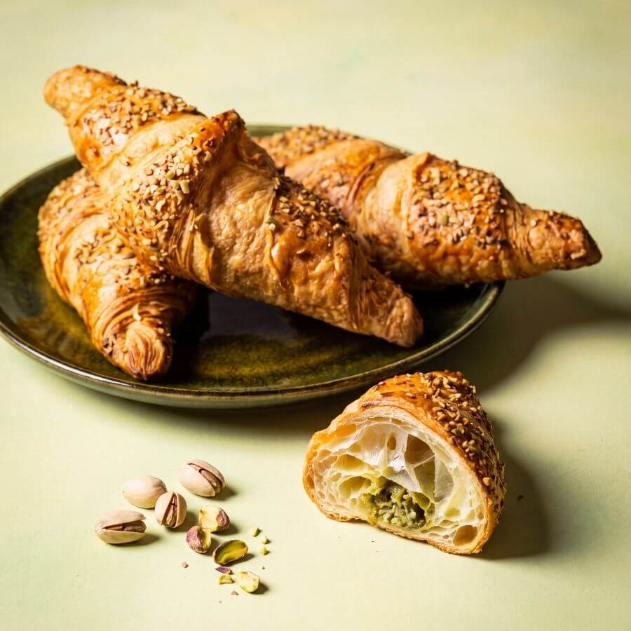 VR1061GA - Croissant fourré pistache 001